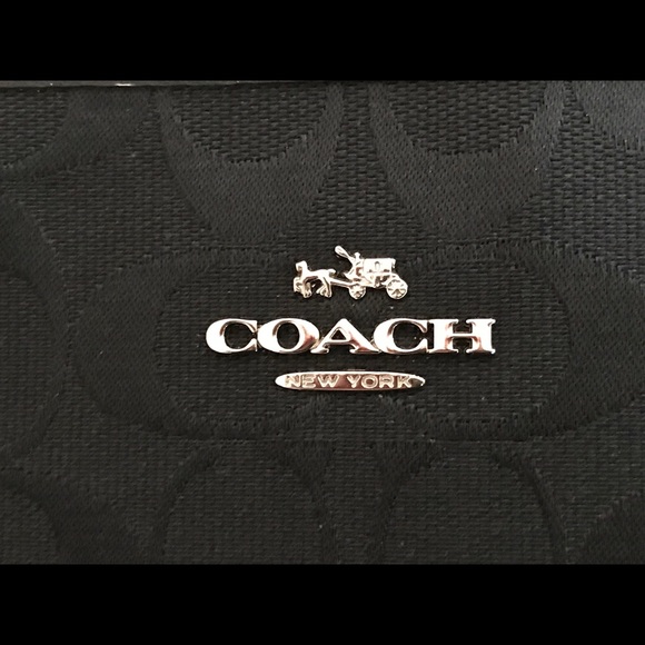 NWT Coach Crossbody Swingpack Black - Picture 8 of 8